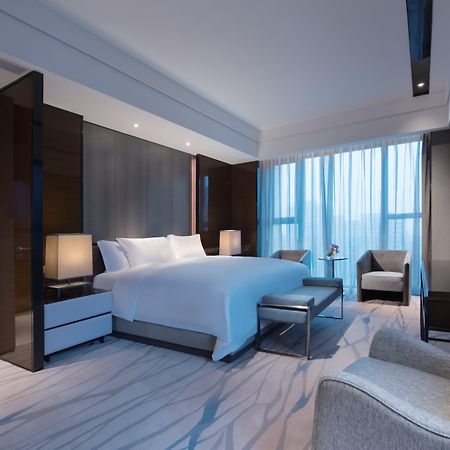 Crowne Plaza Hangzhou Qiantang - The Subway Can Reach The West Lake Scenic Area As Well As The Airport And High-Speed Rail Station, Adjacent To Jinsha Lake And Longfor Paradise Walk Экстерьер фото
