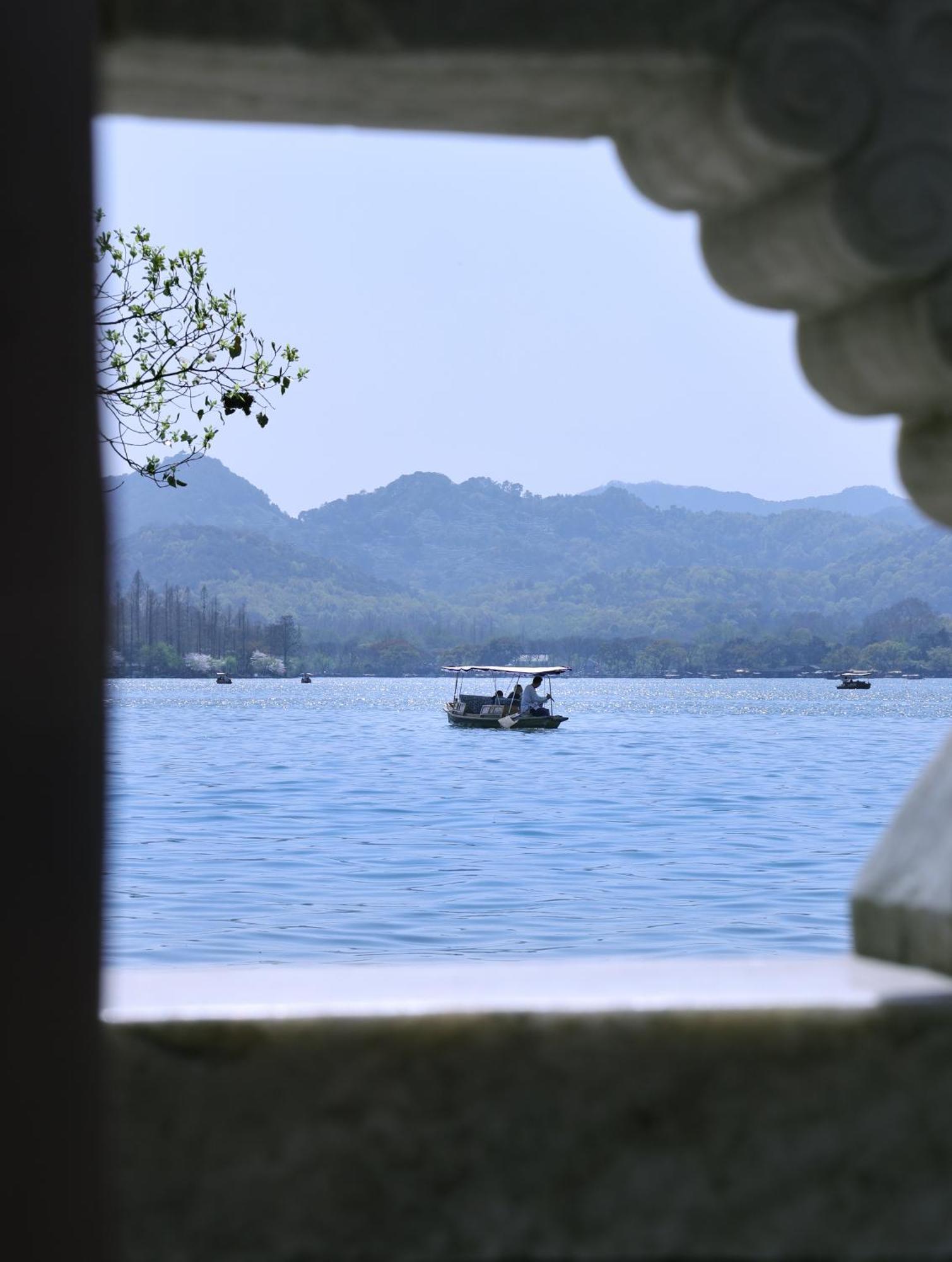 Crowne Plaza Hangzhou Qiantang - The Subway Can Reach The West Lake Scenic Area As Well As The Airport And High-Speed Rail Station, Adjacent To Jinsha Lake And Longfor Paradise Walk Экстерьер фото